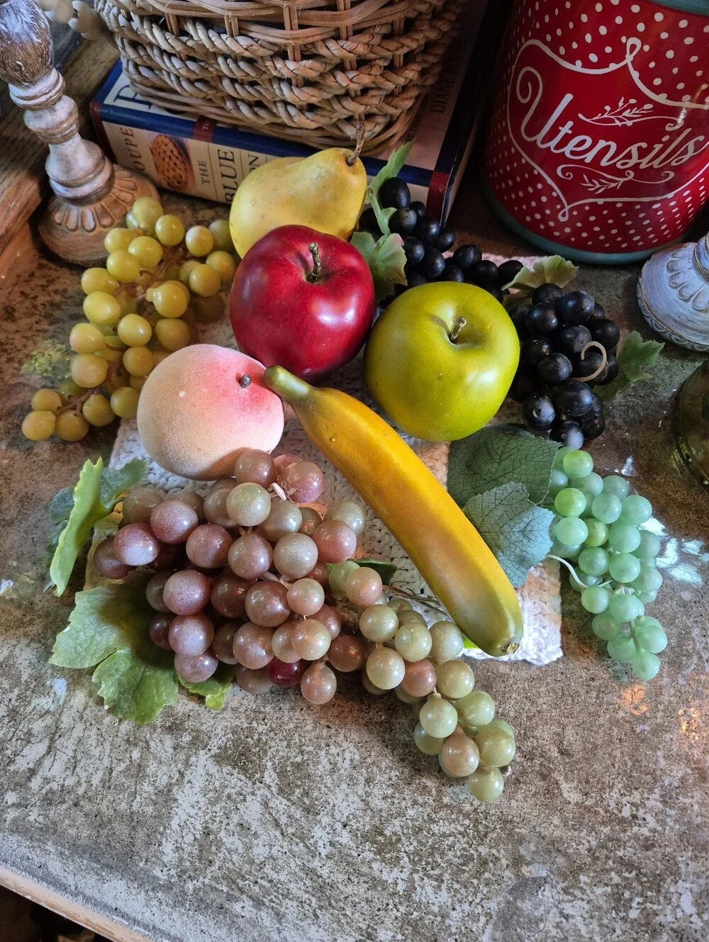 10pc. Vtg. Faux Fake Fruit Grapes, Apples, Pear, Peach, Banana Bundle